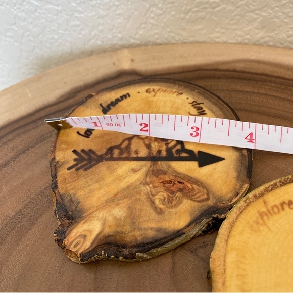 Set of two coasters burned wood love dream explore stay wild mountains irregular - Picture 4 of 5